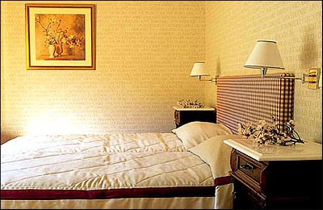 Rocabella Hellinikon Country Hotel Экстерьер фото